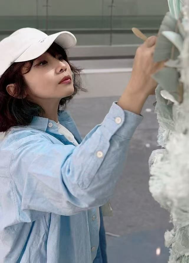 Kahlen Yang - LostPeach Installation Artist