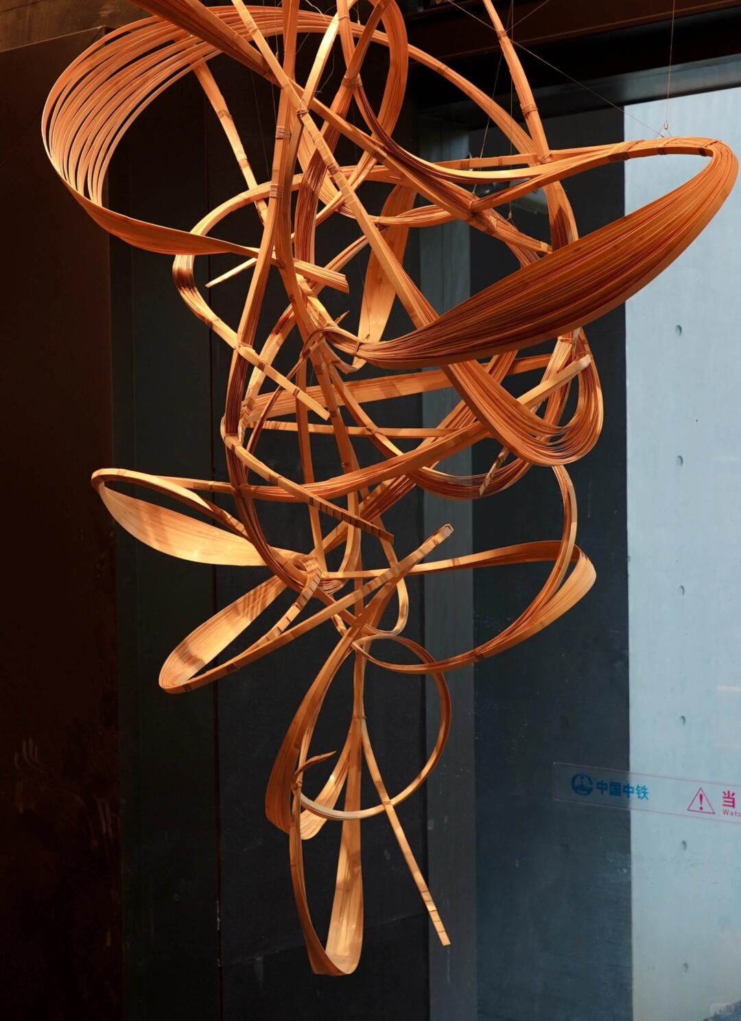 Writing Zen in Bamboo, Tracing the Paths of Wind and Mist | Hotel Installation Art